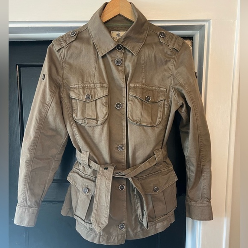 Beretta Women’s Safari Serengeti Olive Green Jacket Size 8